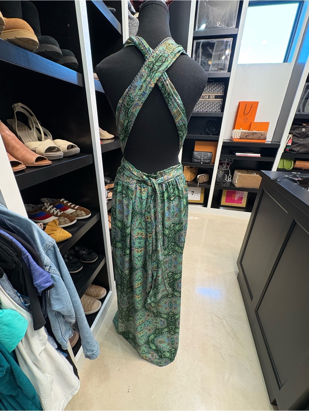 🆕🎉NWT Earthbound Green Paisley Halter Maxi Dress - Picture 4 of 9